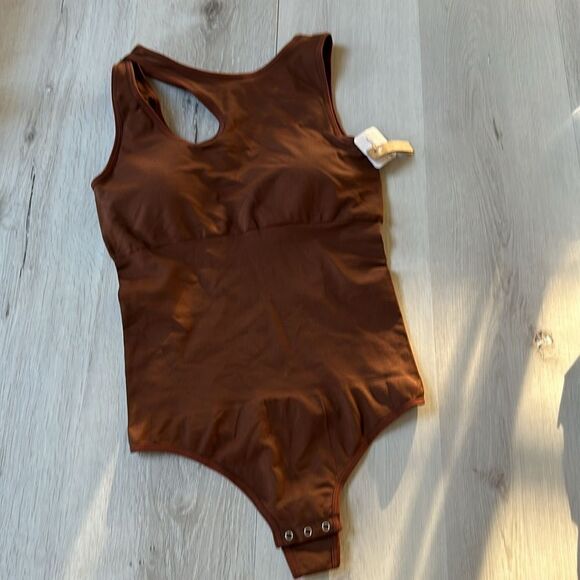 Shapellx PowerConceal™ Eco-Chic Cut Out Bodysuit Brown M/L Nwt - Picture 5 of 7